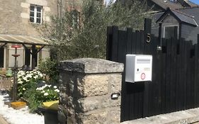 Charmante Maisonnette Proximite Cite Medievale Et Bords De Rance